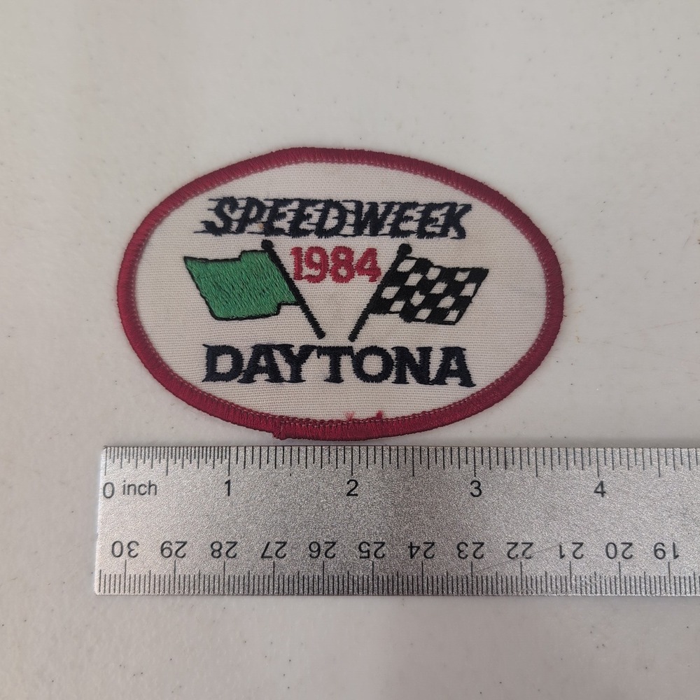 Vintage 1984 Daytona Speedweek Racing Patch Embroidered Flags Collectible - Picture 3 of 3